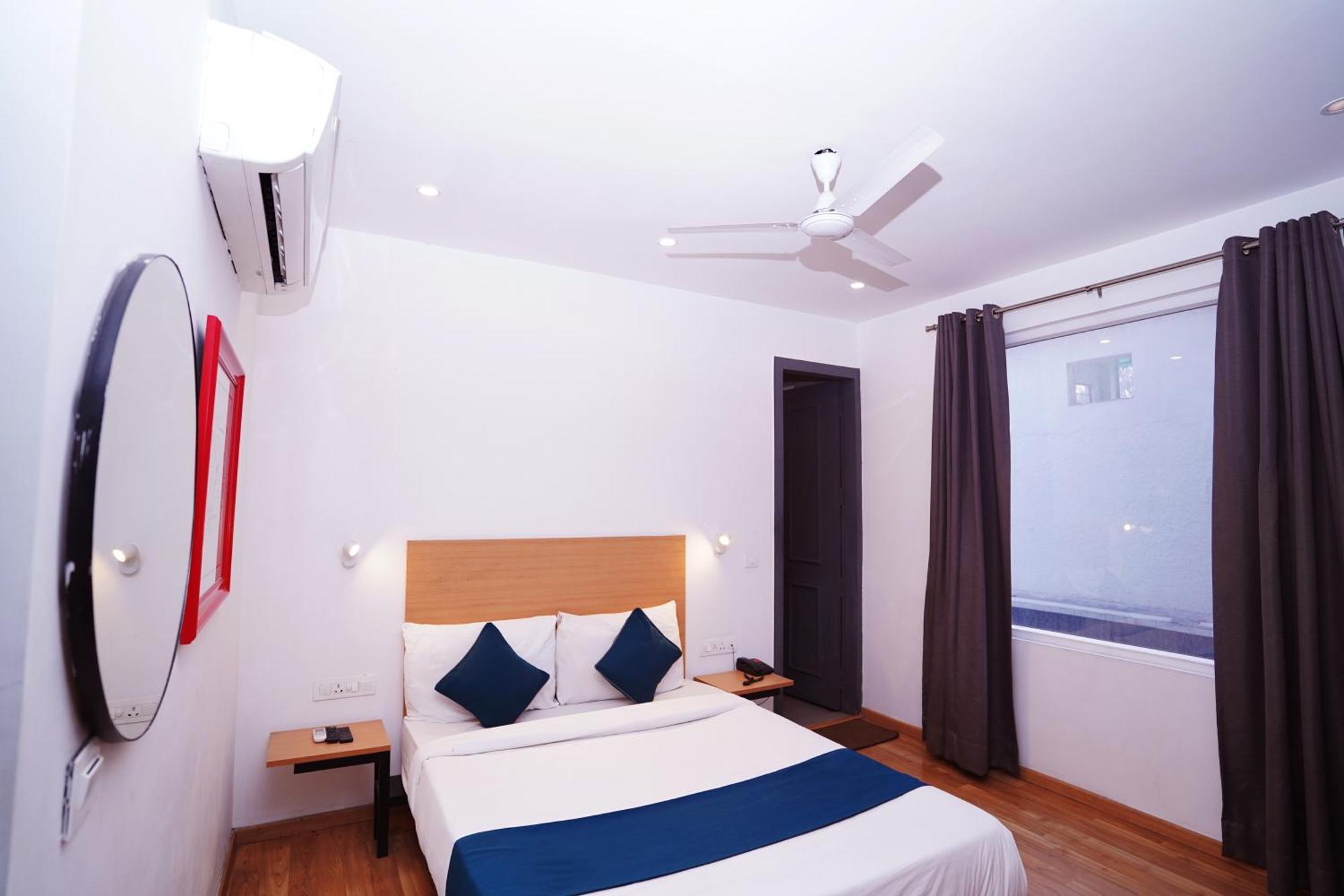 Hotel Mira Residency- Outer Ring Road, Paschim Vihar デリー エクステリア 写真
